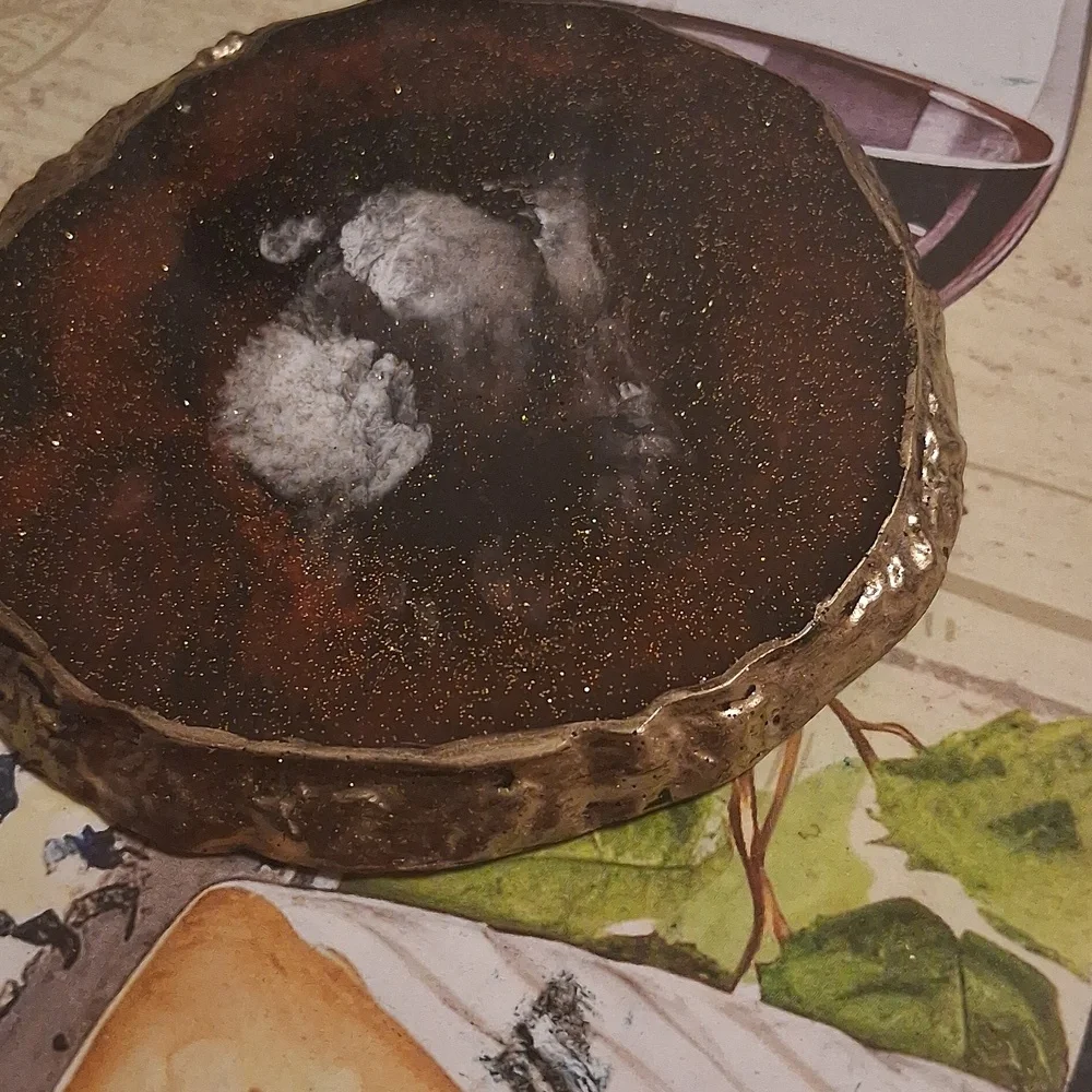Handcrafted Gold Resin Coasters Set - Picture 5 of 10
